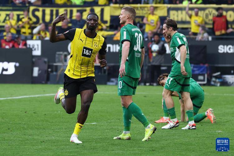 星空体育-门兴格拉德巴赫清晨内部沟通，志在欧超杯名次提升，悬念犹存，年轻球员得到机会的简单介绍-星空体育